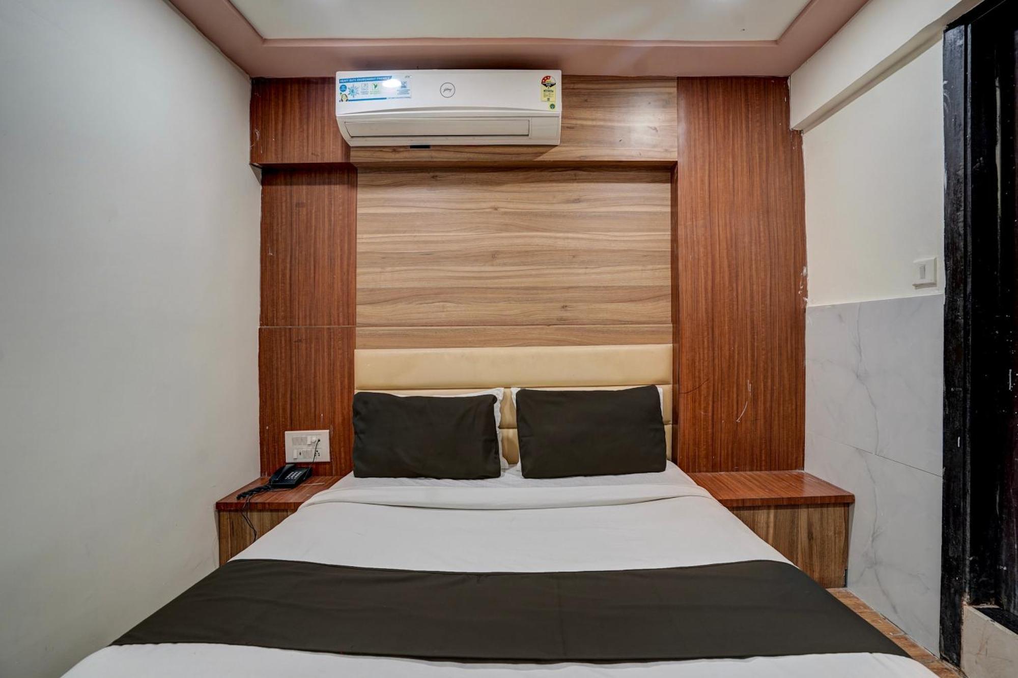 Hotel O Palak Palace Ahmadabad Zewnętrze zdjęcie